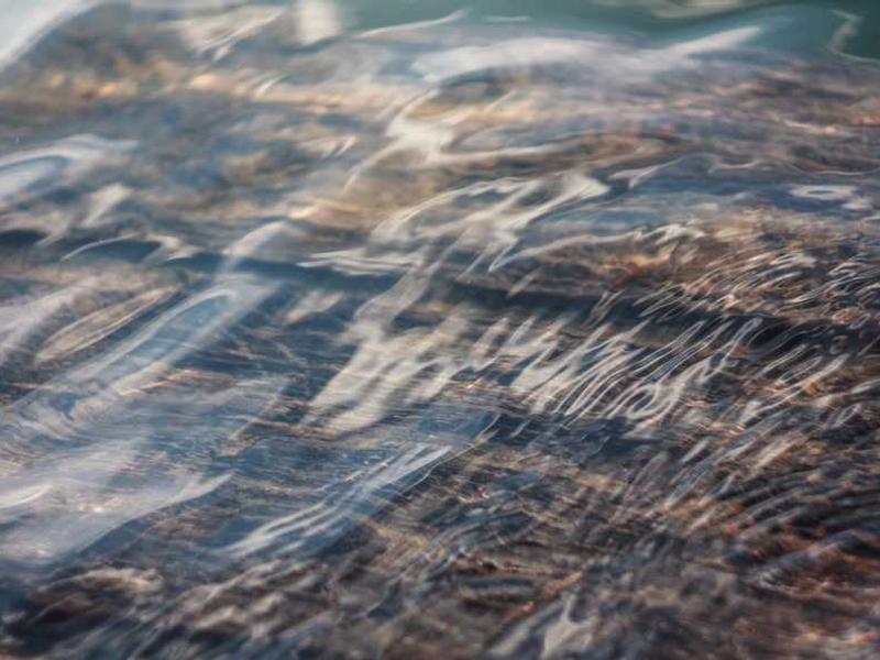Escursione in Kayak alla Spiaggia Rosa